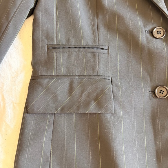 BCBG Black Pinstripe Blazer Size 2 Tailored Career Jacket - Picture 5 of 13